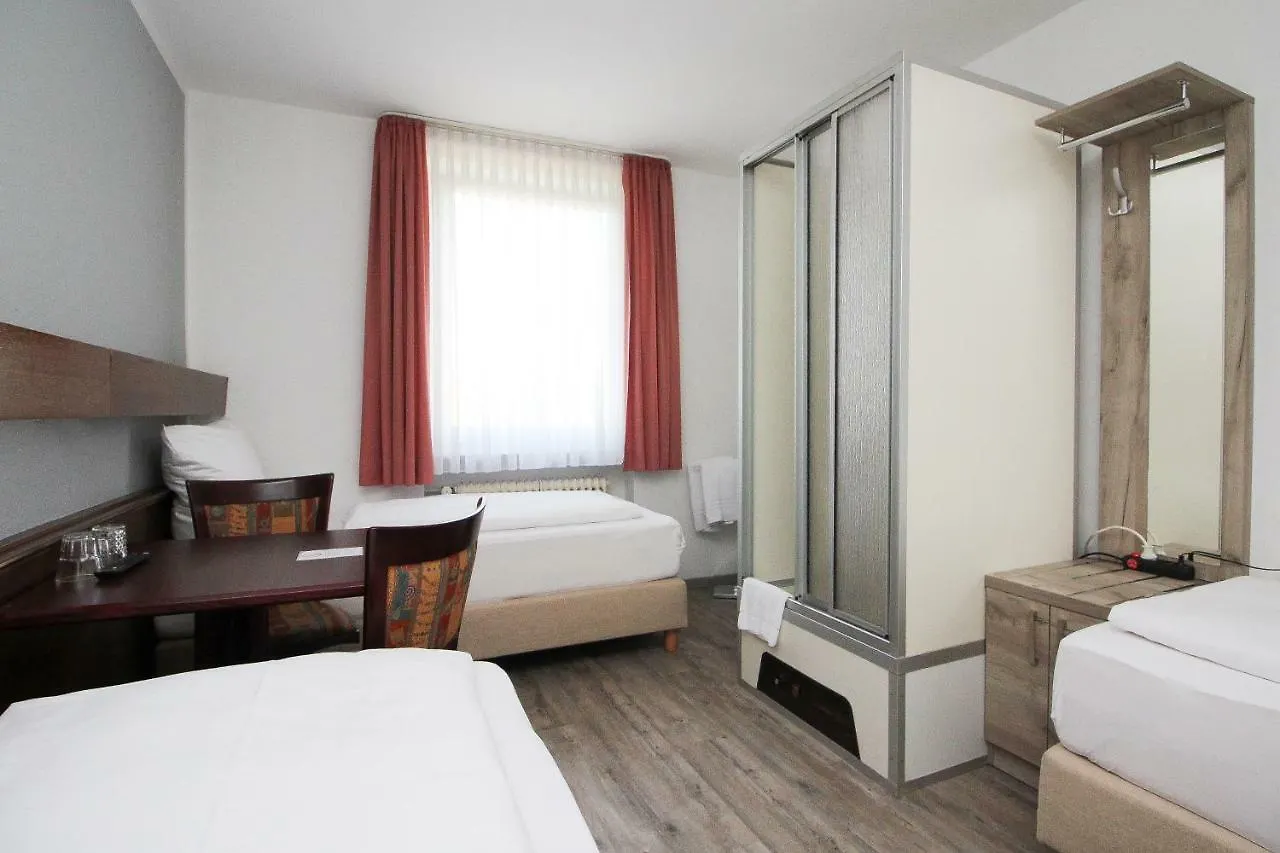 Hotel Pension Koeberl Múnich