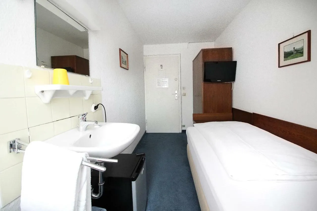 ***  Hotel Pension Koeberl Munich Germany