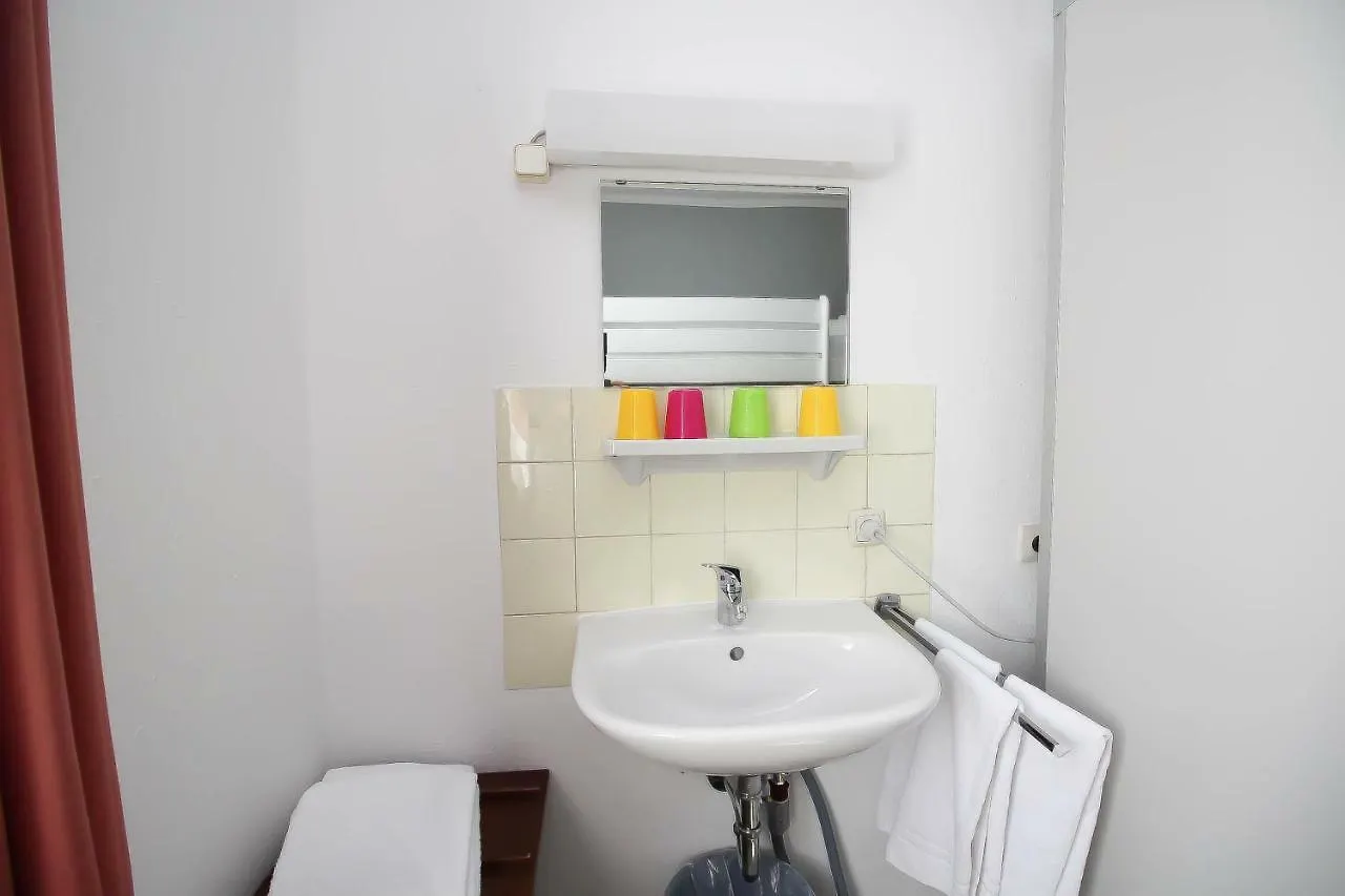 Hotel Pension Koeberl Munich